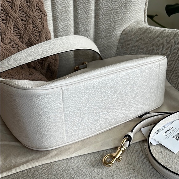 Coach Teri Hobo- White Leather Bag - Picture 9 of 13